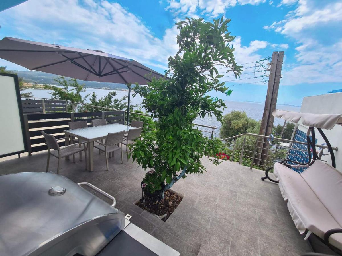 Anemos Seaside Apartment เนโอสมาร์มาราส ภายนอก รูปภาพ